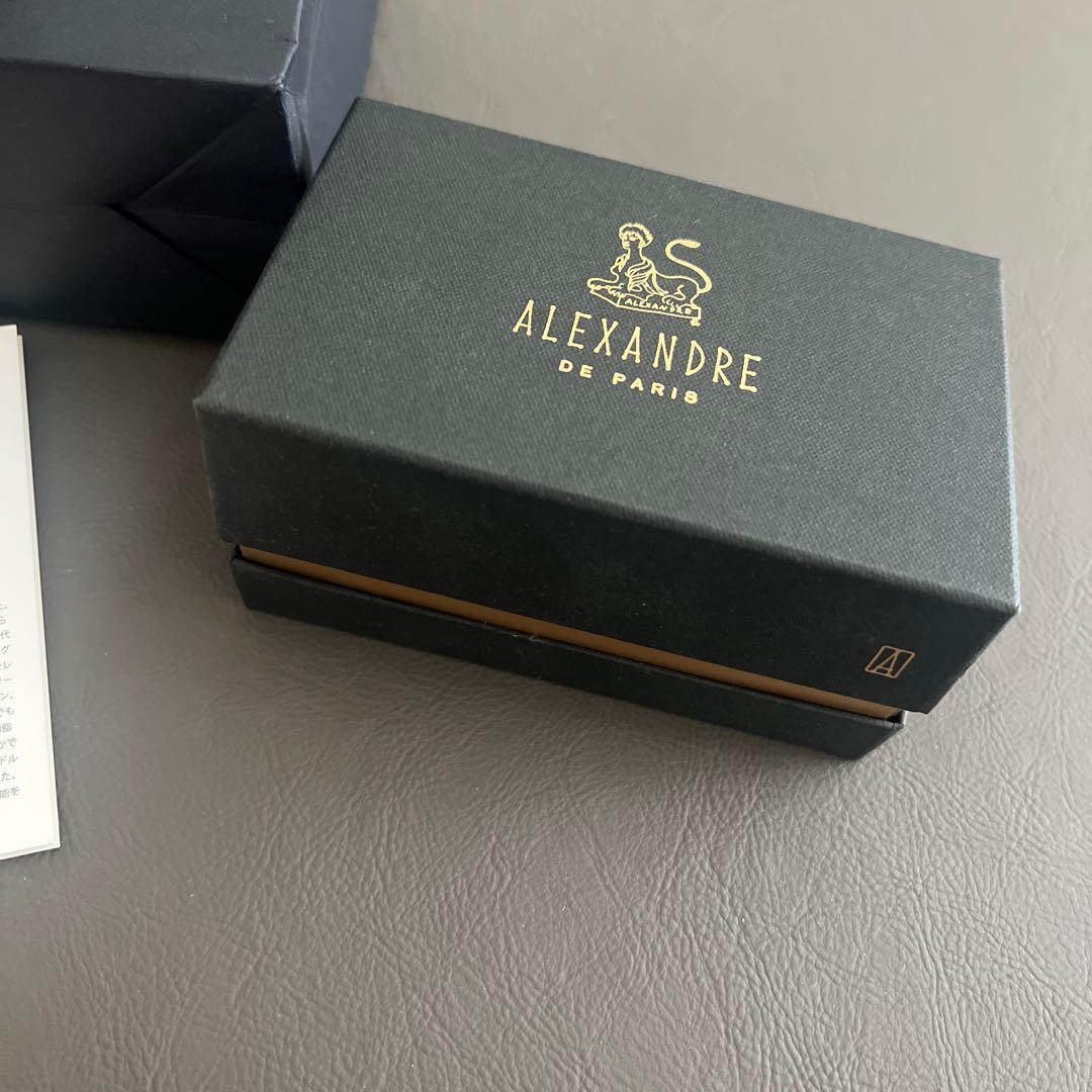 ALEXANDRE DE PARIS ヘアクリップ 黒と白