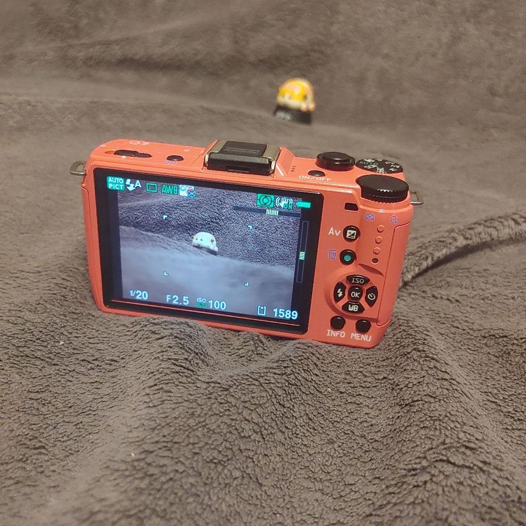 PENTAX Q7 ボディピンク×イエロー　動作確認済　シャッター飛び出し難アリ