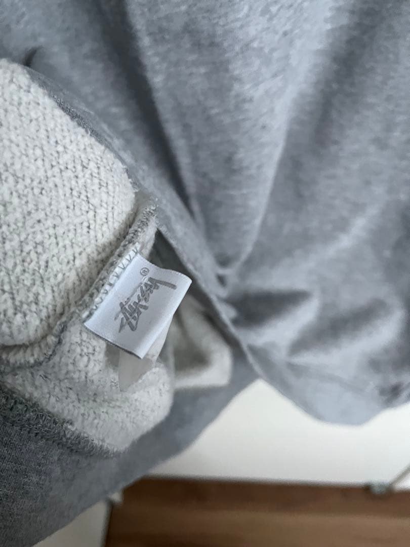 STÜSSY グレー 長袖 トレーナー　XL