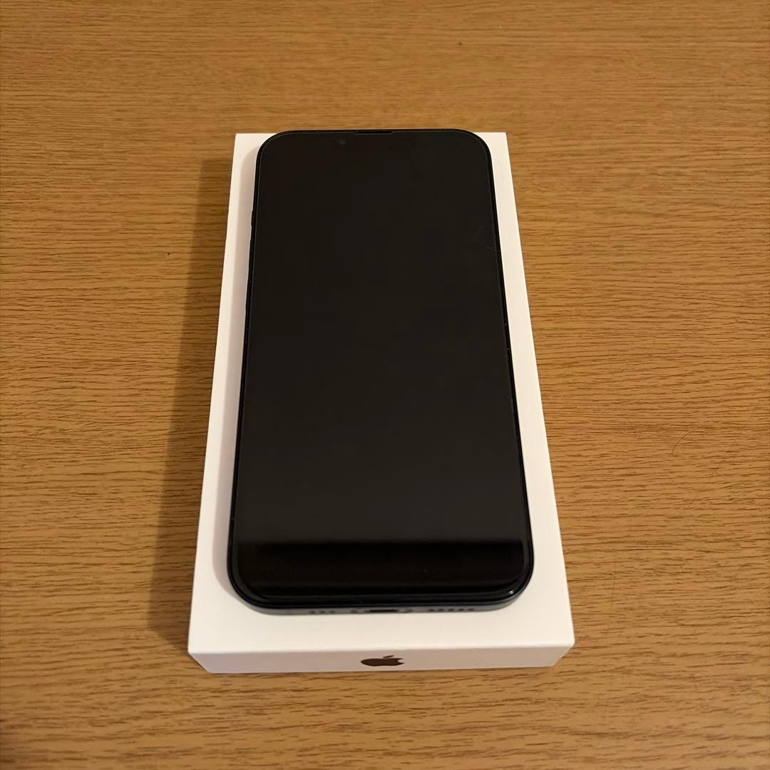 Apple iPhone 13 128GB ブラック 本体
