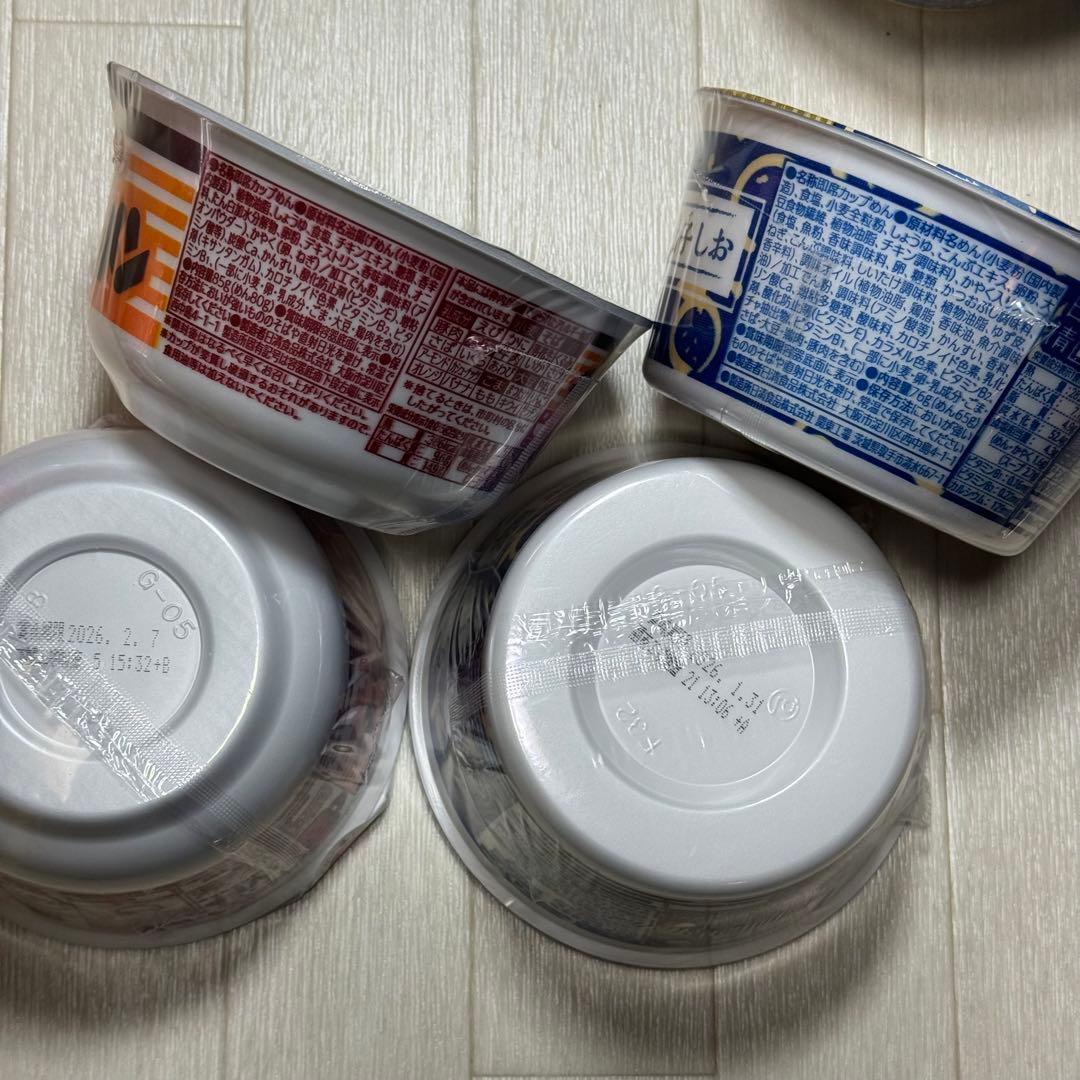 カップ麺・お菓子等 \ 一平ちゃん・麺づくり・魚豚・カラムーチョ・ランチパイ 他