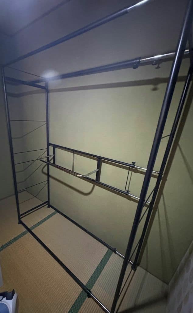 ブラックハンガーラック スチール製 組み立て式