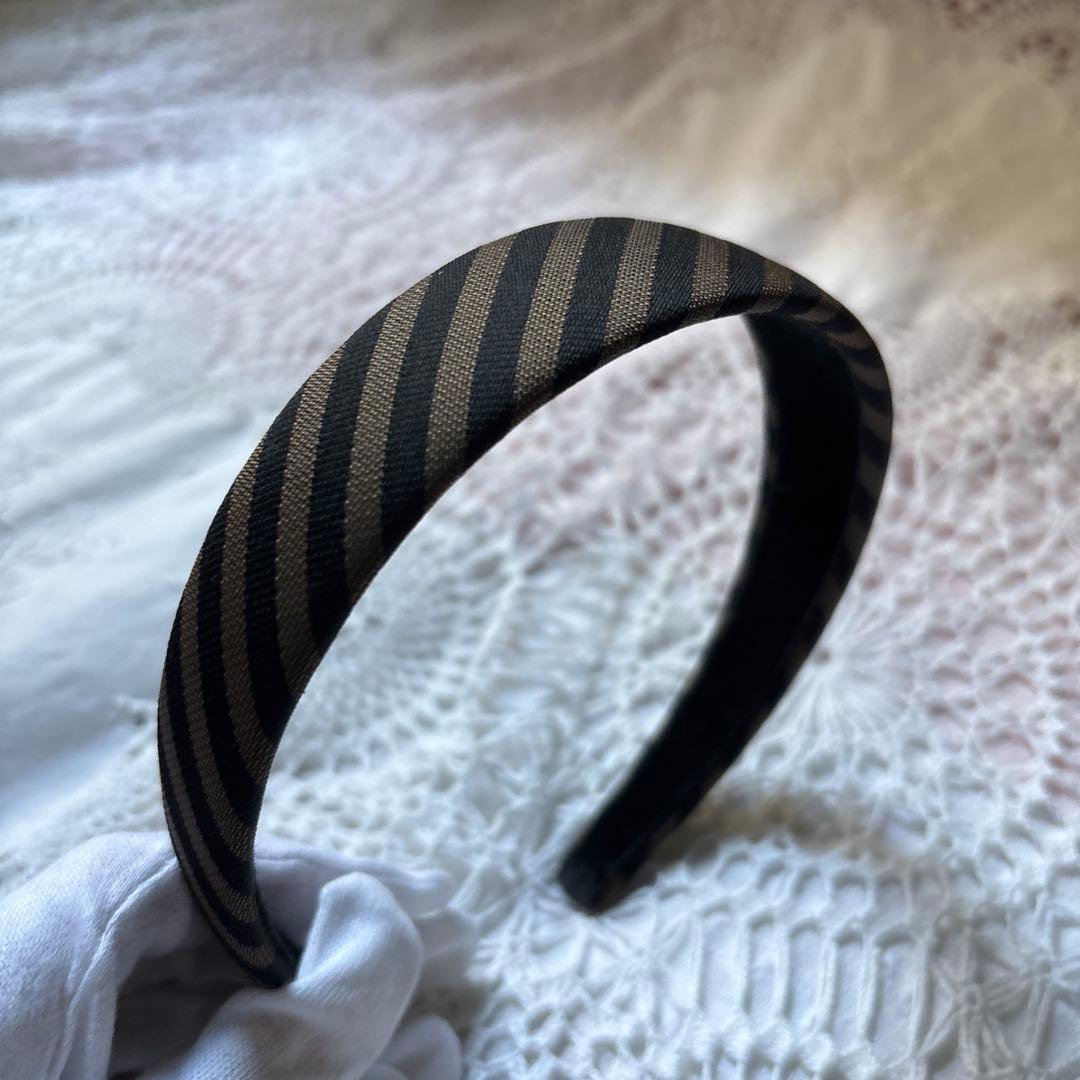 FENDI カチューシャ ペカン柄