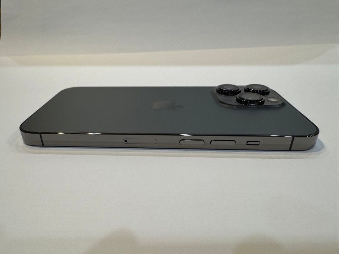 再出品‼️【バッテリー90%】iPhone 13 Pro 256GB グラファイト