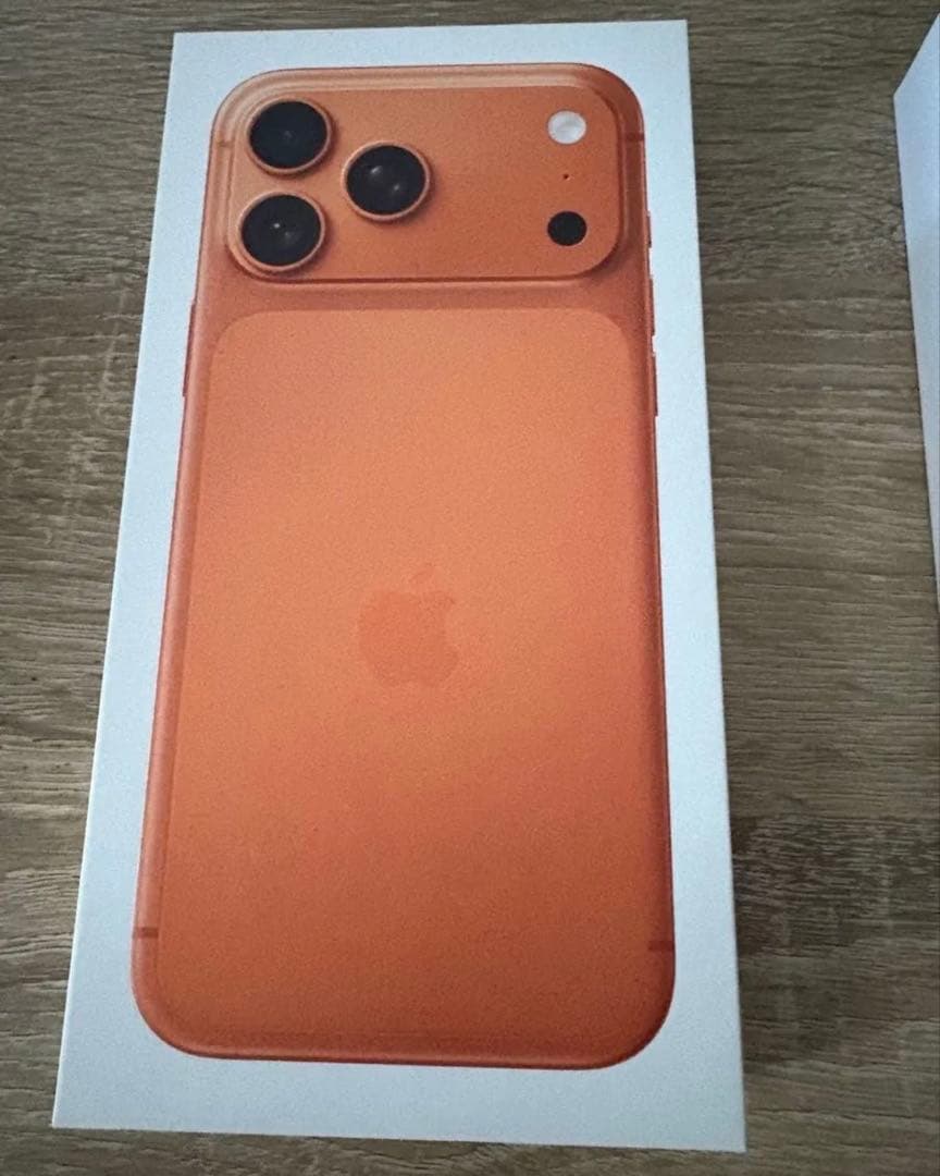 香港版　iPhone17 Pro オレンジ　新品未使用