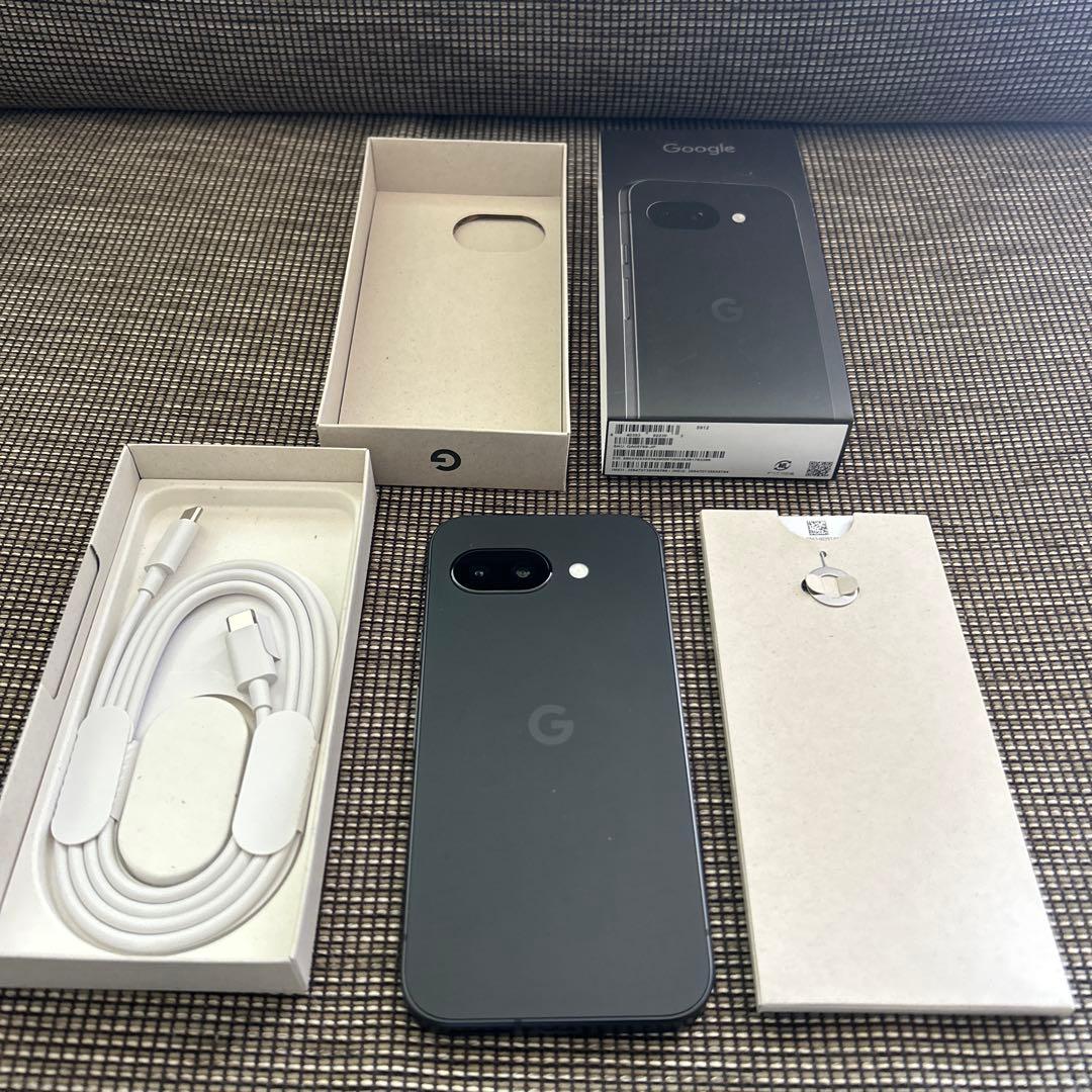 Google Pixel 9a 黒 ハイグレードガラスフィルム付き　新品同様