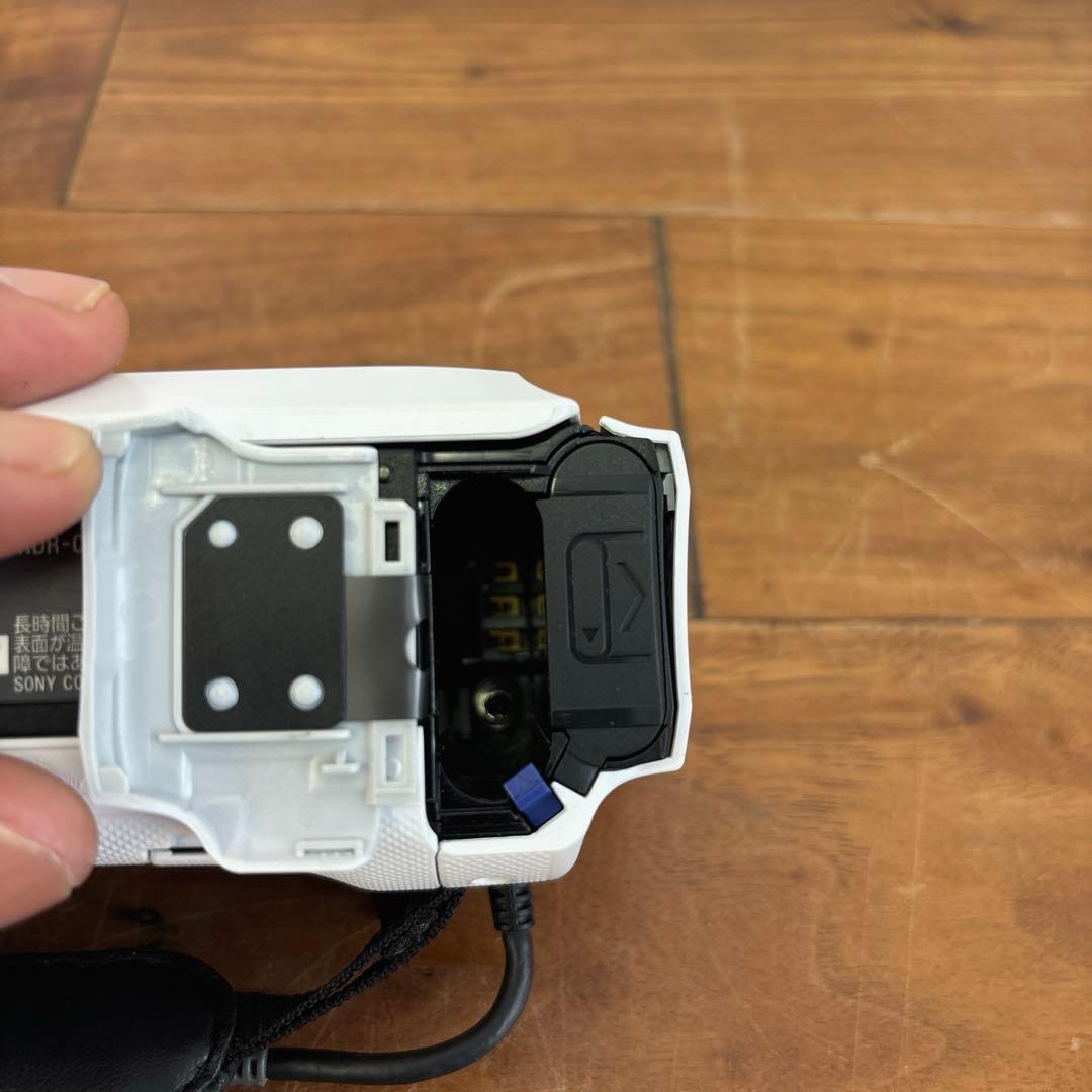 SONYビデオカメラ（動作未確認）¥9000円購入可能