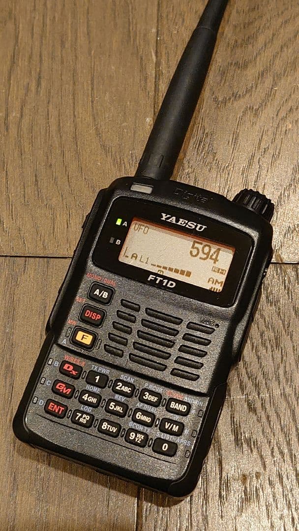 ヤエス FT1D ハンディ無線機 144/430MHz バッテリ（大小２個付）