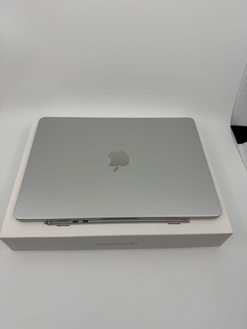 Apple MacBook Air m4 512GB 13インチ シルバー