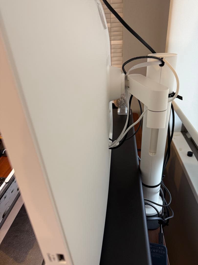 LG 32SQ780S-W/LG スマートモニター