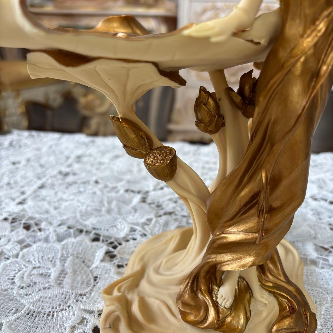 百合の壁掛けスワッグ・女神アクセサリーコンポート・2点 ご予約済