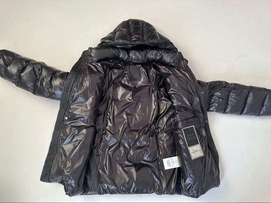 TATRAS ダウンジャケット　Lサイズ　ブラック