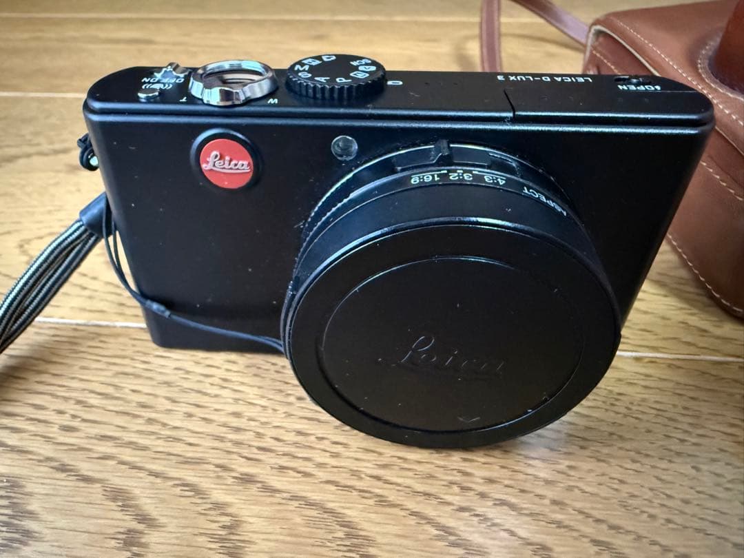 【美品】 ライカ　LEICA D-LUX3 専用レザーケース付き