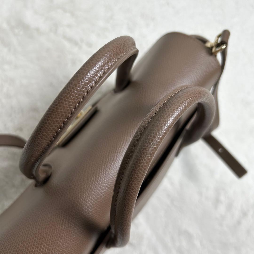 極美品✨　FURLA メトロポリス サッチェルS 2wayショルダーバッグ