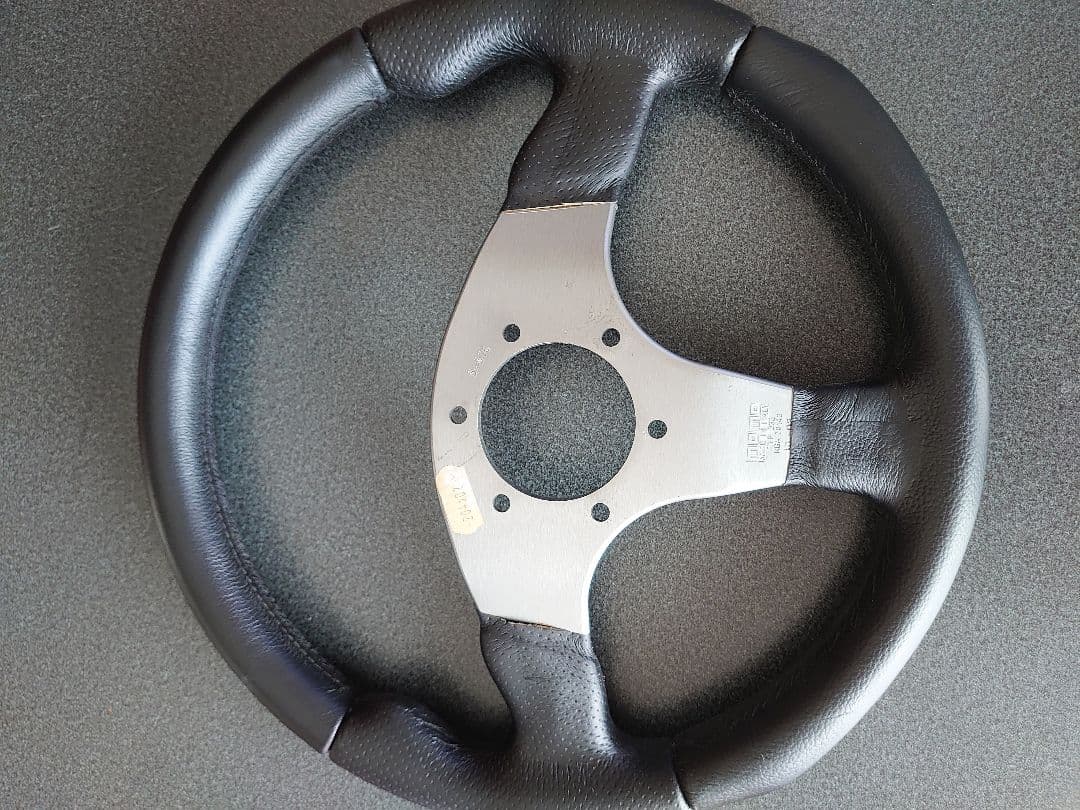 モモハン　ステアリング