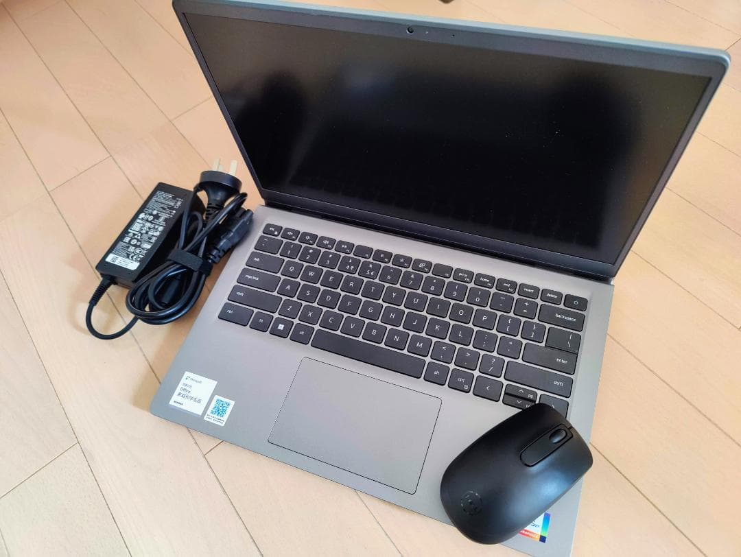 未使用 DELL Vostro 3420【英語キーボード、中国語OS】