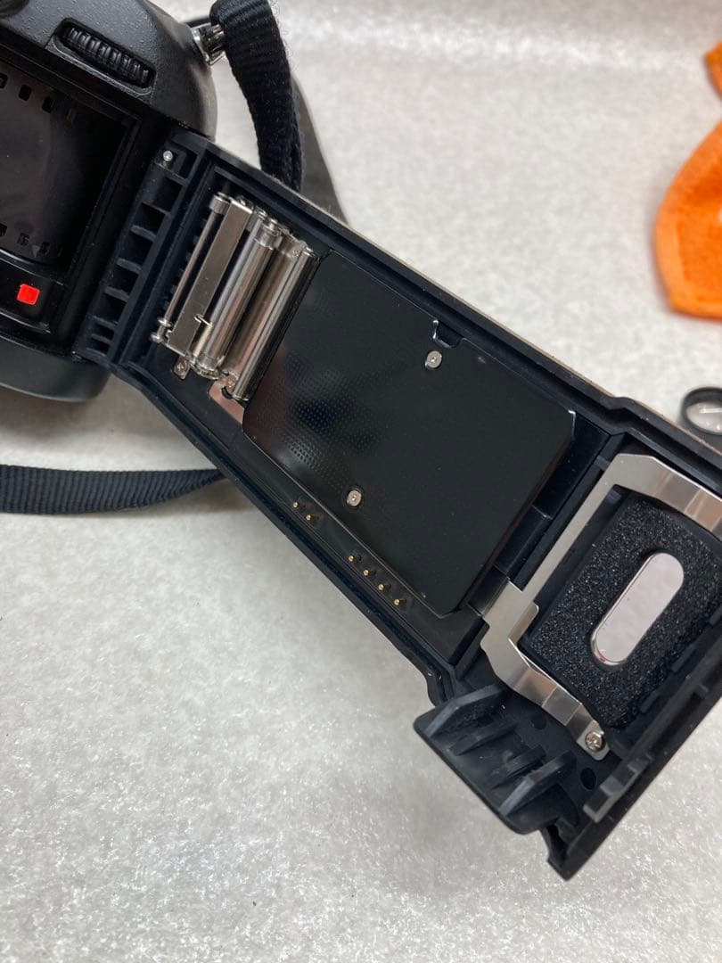 NIKON F100 フィルムカメラ 一眼レフ Nikkor 105mm 4.5