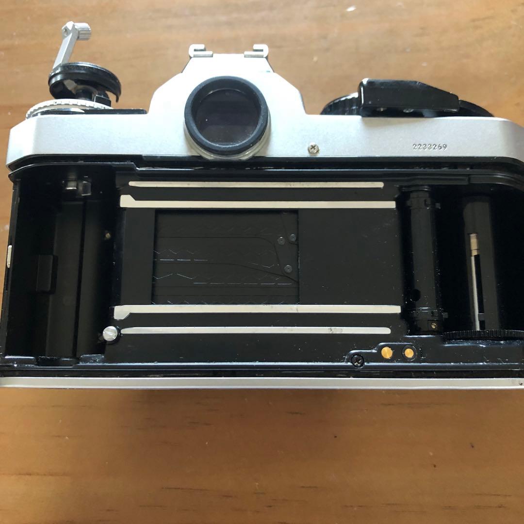 NIKON FE2 本体のみレンズなし