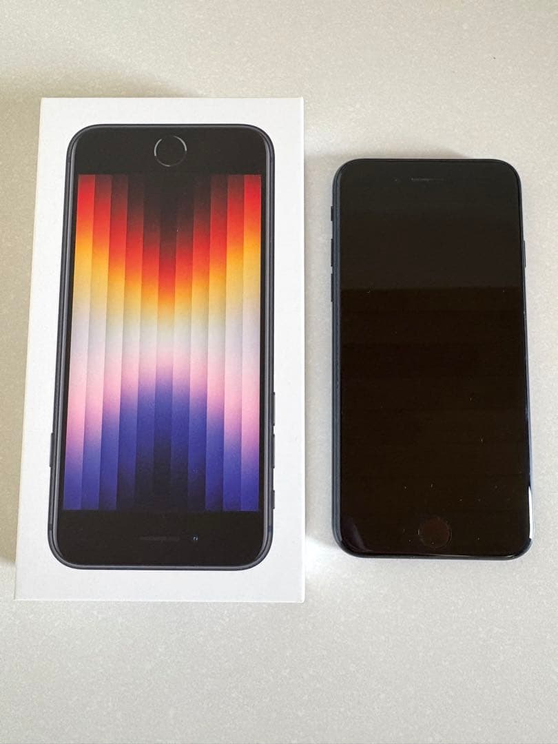 iPhone SE 第3世代 128GB SIMフリー ミッドナイト