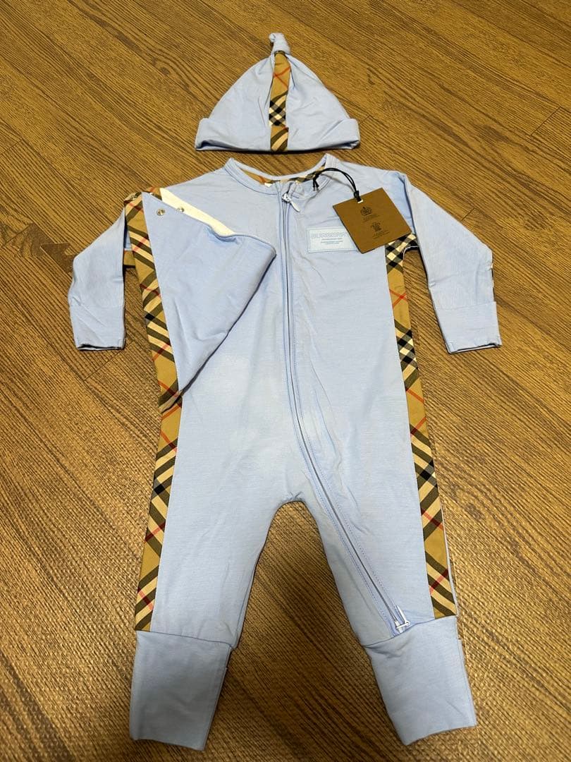 ゆき様Burberry バーバリー ロンパース スタイ　　　　3点セット