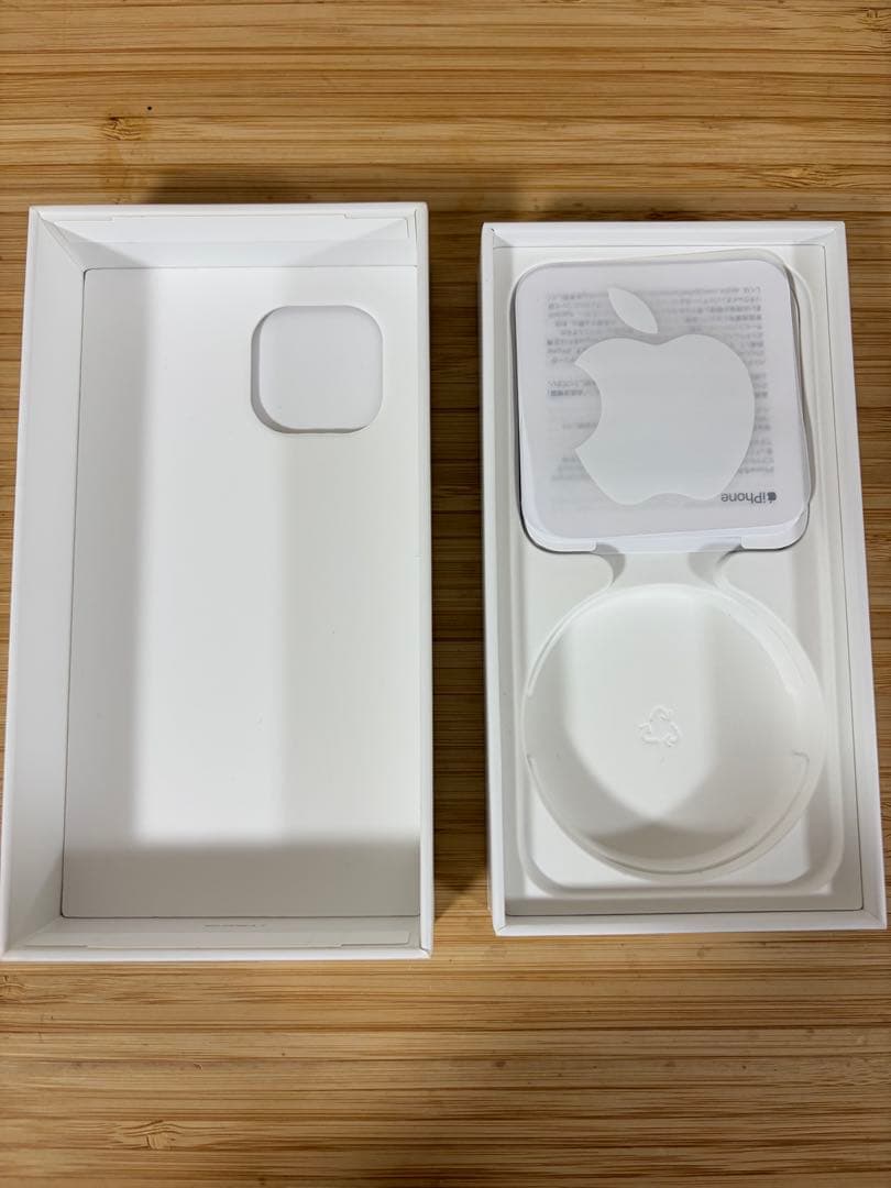 iPhone13mini 256GB本体 スターライト
