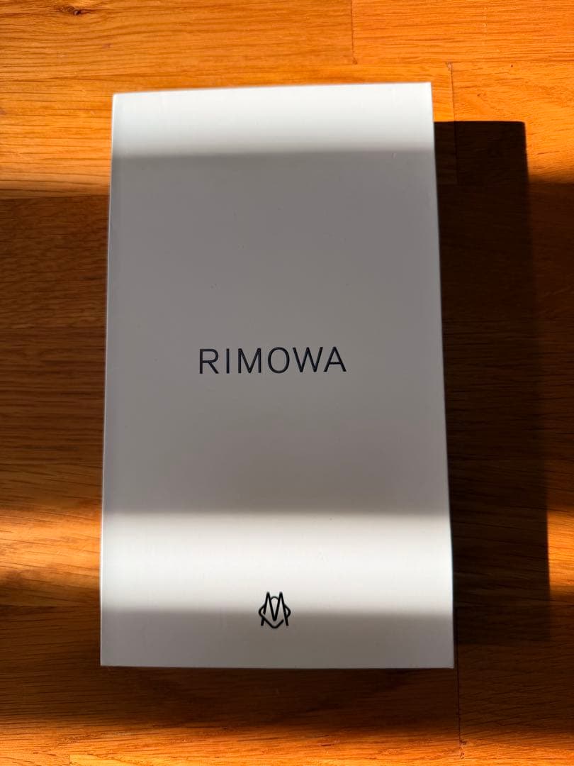 RIMOWA リモワ iPhone17 promaxケース