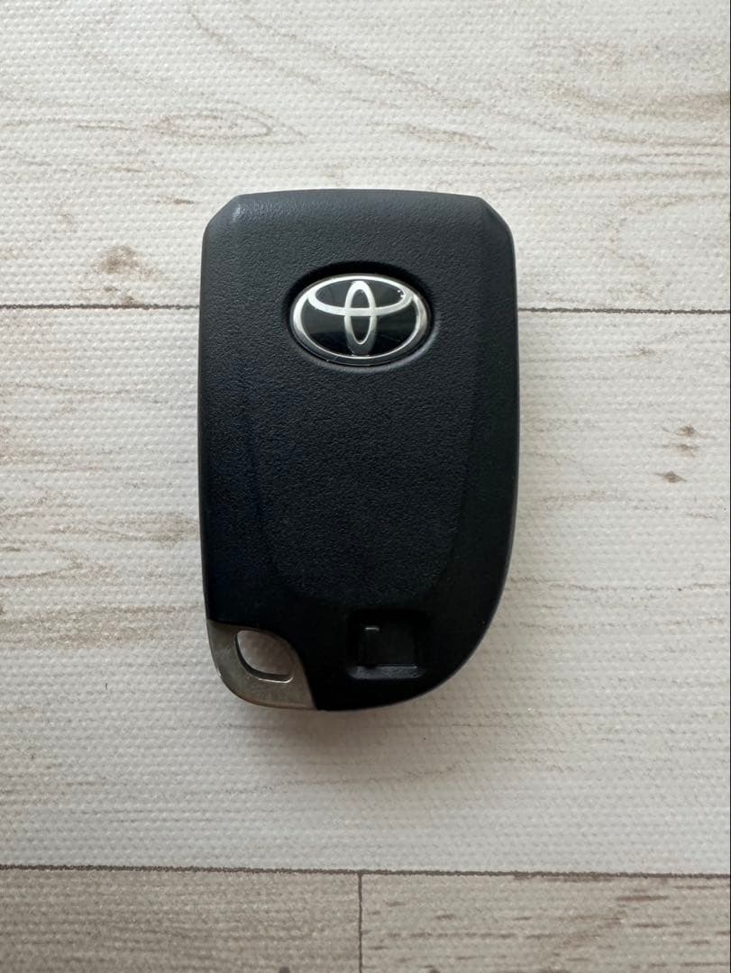 トヨタ　純正　200系　ハイエース　レジアスエース　スマートキー　TOYOTA