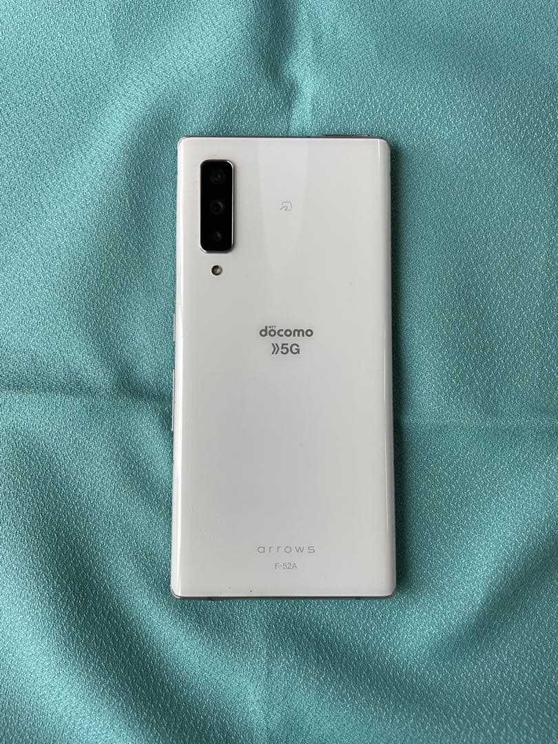 docomo arrows NX9 F-52A ホワイト 5G対応 SIMフリー