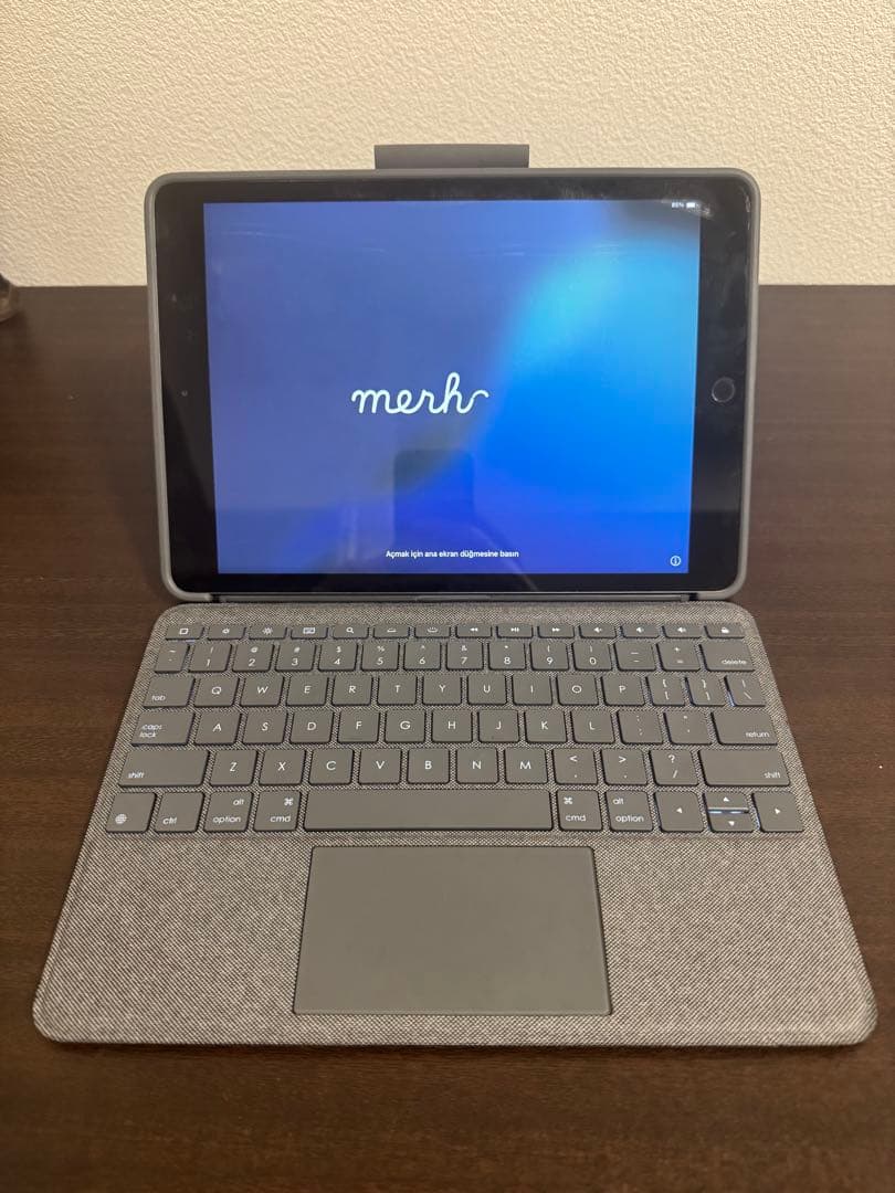 iPad 第8世代 スペースグレイ32GB Logicool トラックパッド