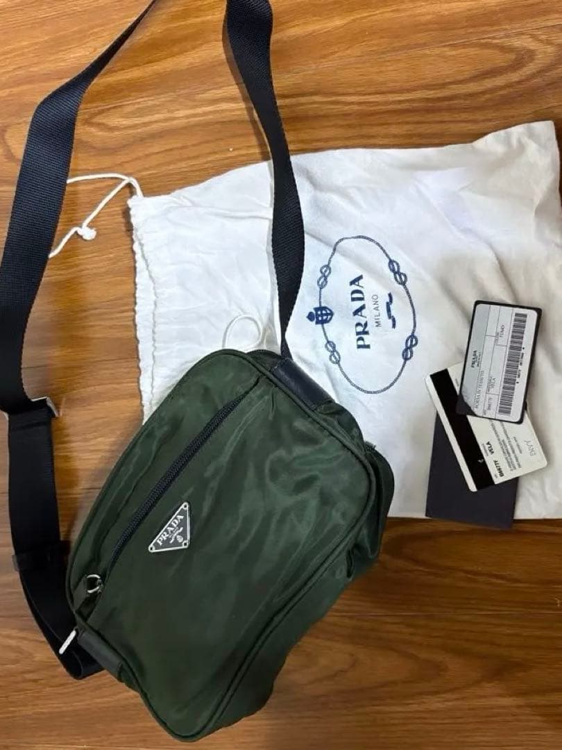 プラダ ナイロンバッグ Prada Nylon