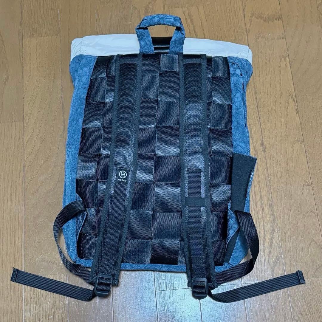 AIRPAQ (エアパック) ブルー&ホワイト バックパック