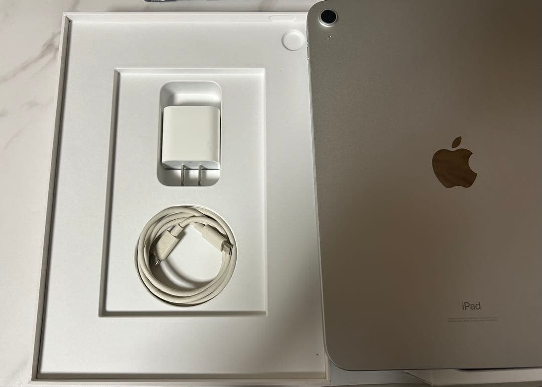 【超美品】iPad10世代Wi-Fi 64GB