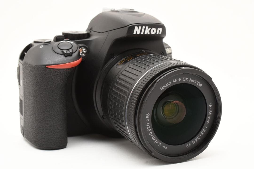Nikon D5600✨レンズセット✨簡単タッチ操作✨スマホ転送✨一眼レフカメラ