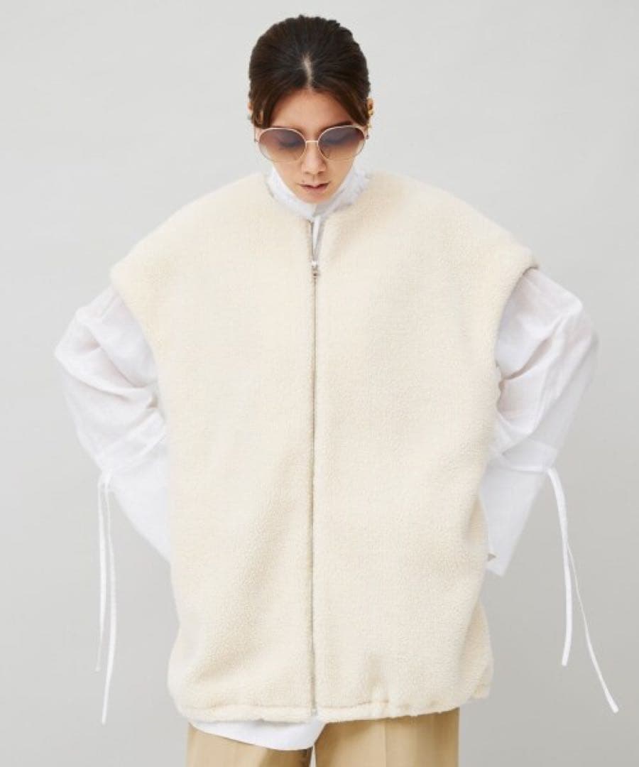 【美品】Curensology(カレンソロジー)/ショートボアベスト