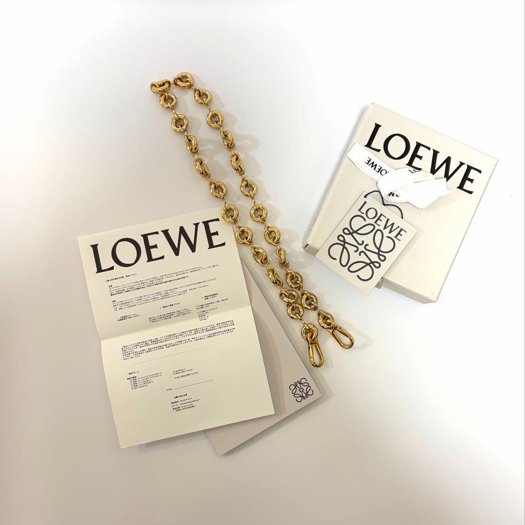 LOEWE ドーナツチェーン