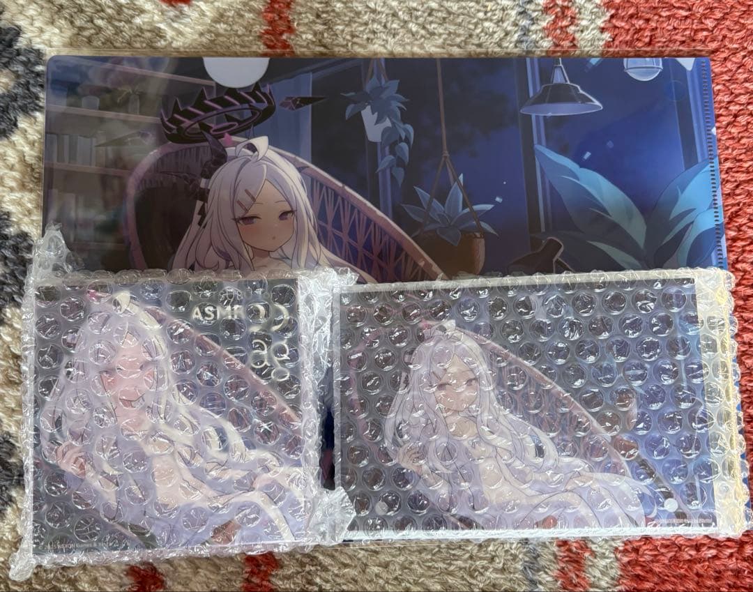 ヒナ　ASMRイヤホン　クリアファイル　アクリルプレート　3点セット　新品未開封