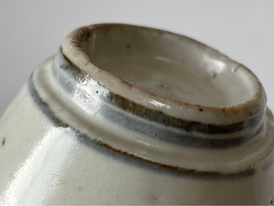 骨董　アンティーク　古伊万里　こんにゃく印判　菊文様　蕎麦猪口　酒器　盃　初期