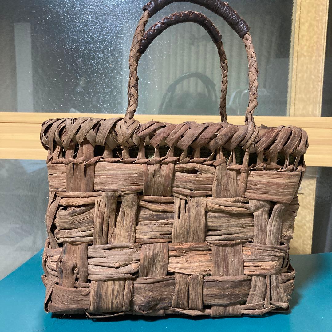 山葡萄カゴバッグ（国産） 内布、持ち手革カバー付 手作り