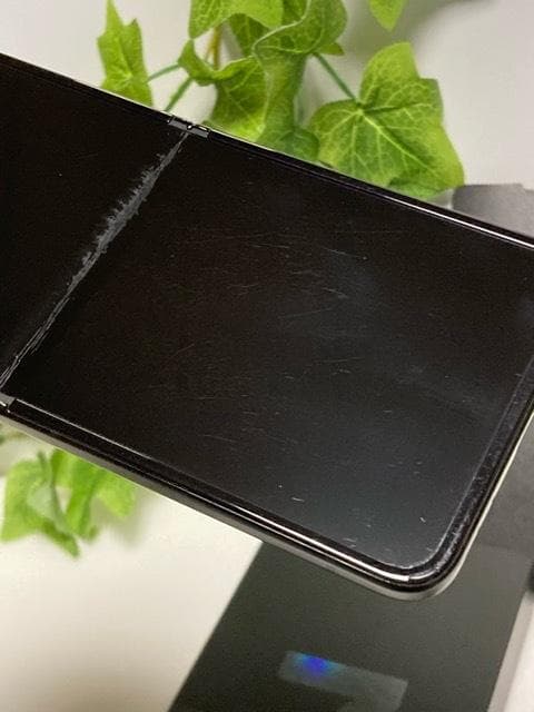 サムスン Galaxy Z Flip3 5G SCG12 au SIMフリー