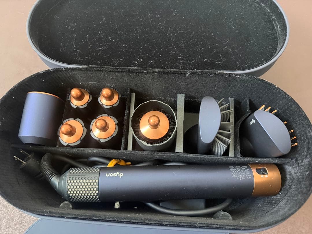 ダイソン ヘアードライヤー Airwrap Complete HS01