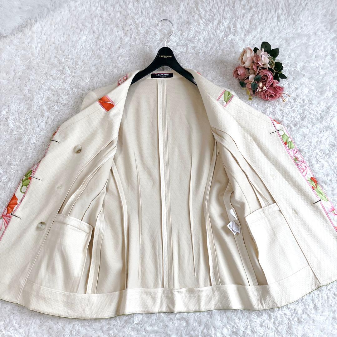 ラ*ン様 レオナール✨テーラードジャケット ダブルブレスト 金ボタン トリム 花