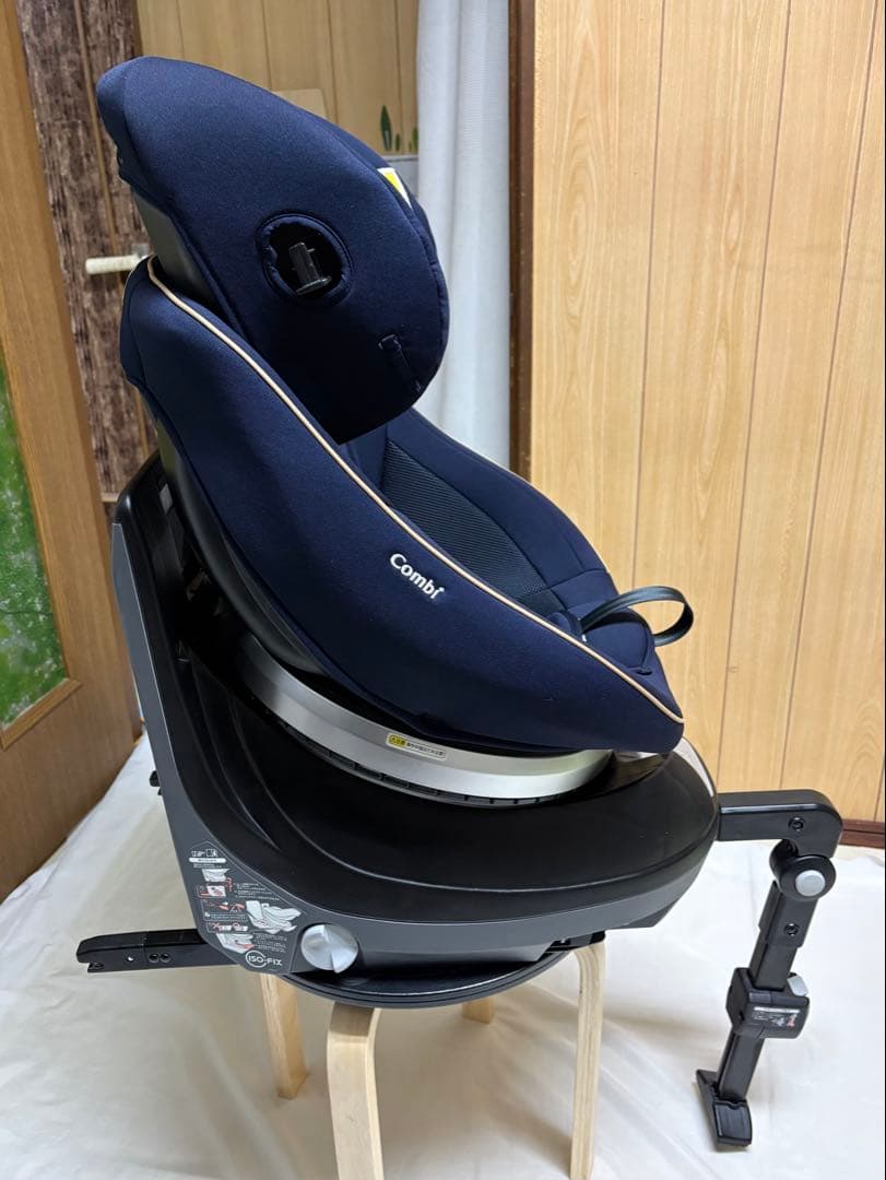 コンビ クルムーヴスマート ISOFIX エッグショック JG チャイルドシート