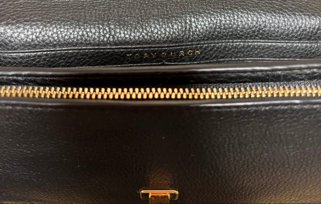 TORY BURCH HSPO37 長財布 エンブレム付き ターンロック