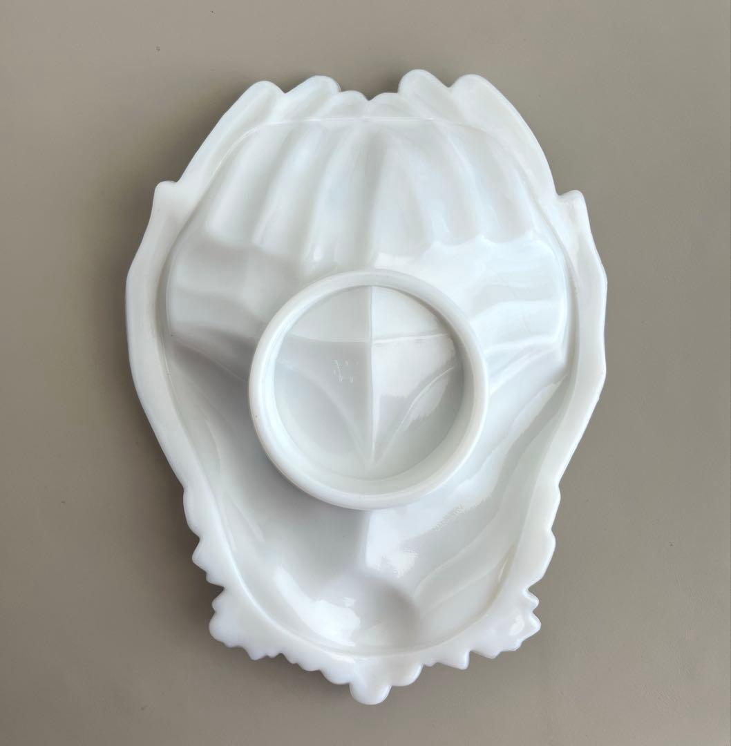 アメリカヴィンテージ ♤ ミルクガラスのハンドトレイ ♤ ウエストモアランド