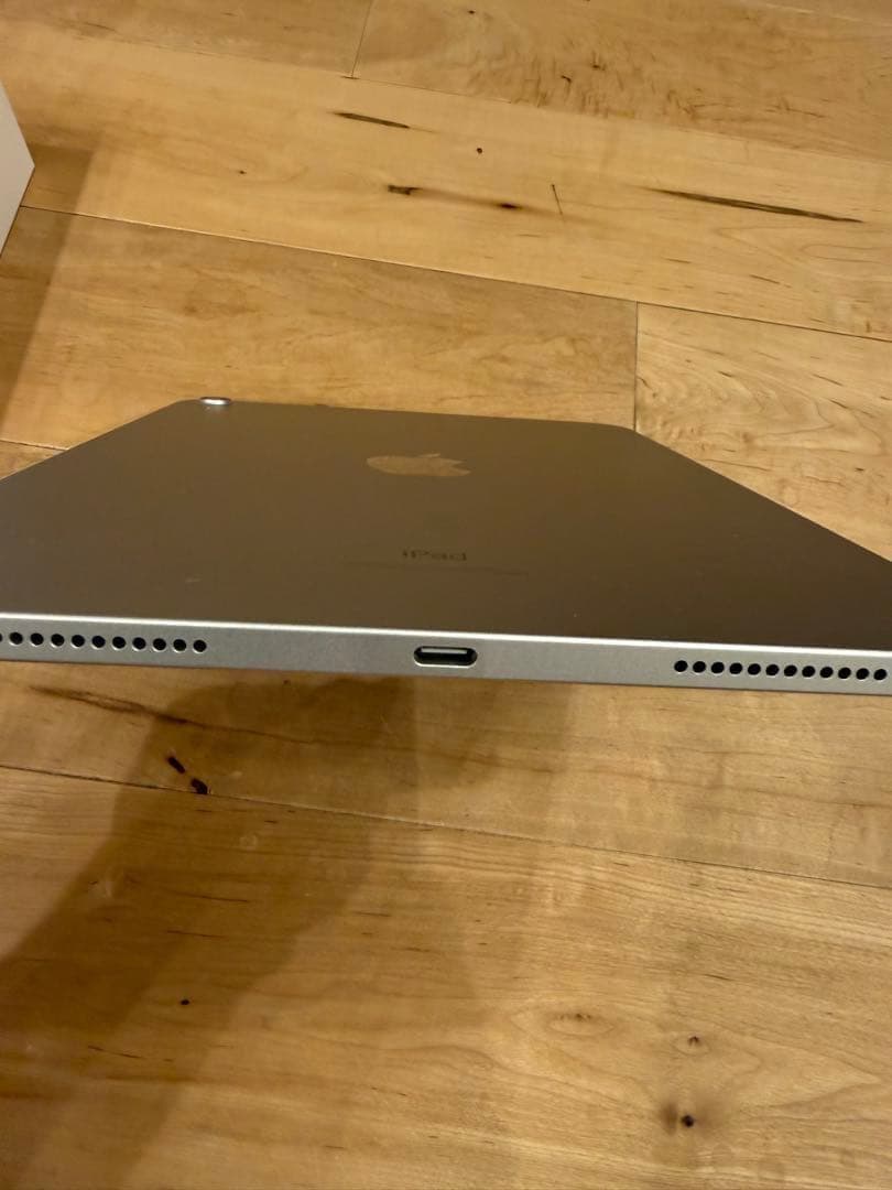 Apple iPad (第10世代) 64GB Wi-Fi シルバー