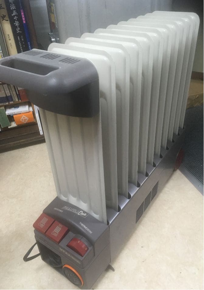 デロンギ　オイルヒーター　ビンテージ