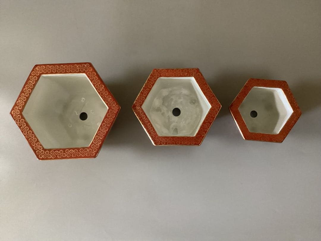 最終値下げ　九谷焼　銘　九谷正三　絵　変わり　赤絵　3点揃い　六角鉢　盆栽鉢