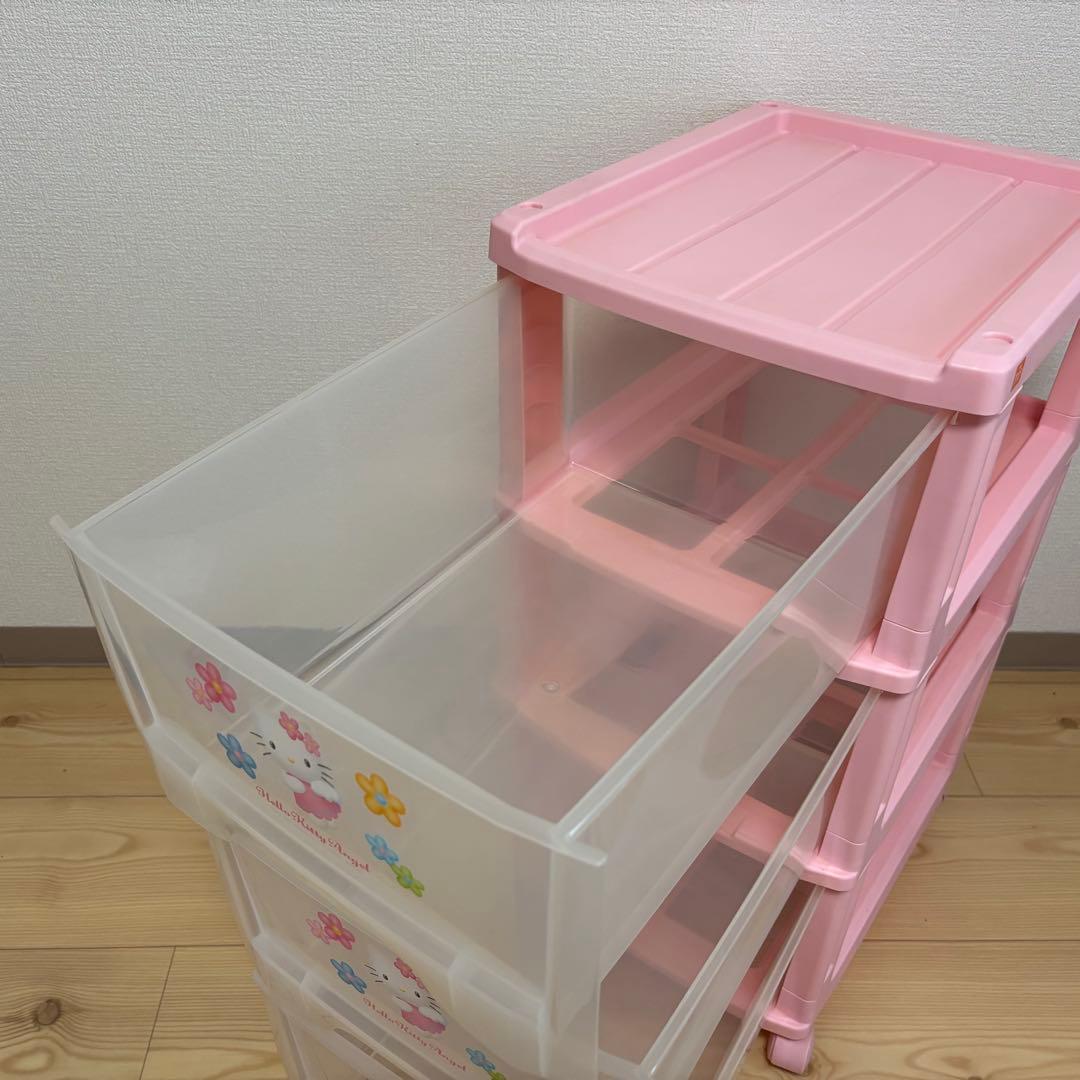 【専用】ハローキティ　収納ボックス　3段衣装ケース　キャスター付き　サンリオ