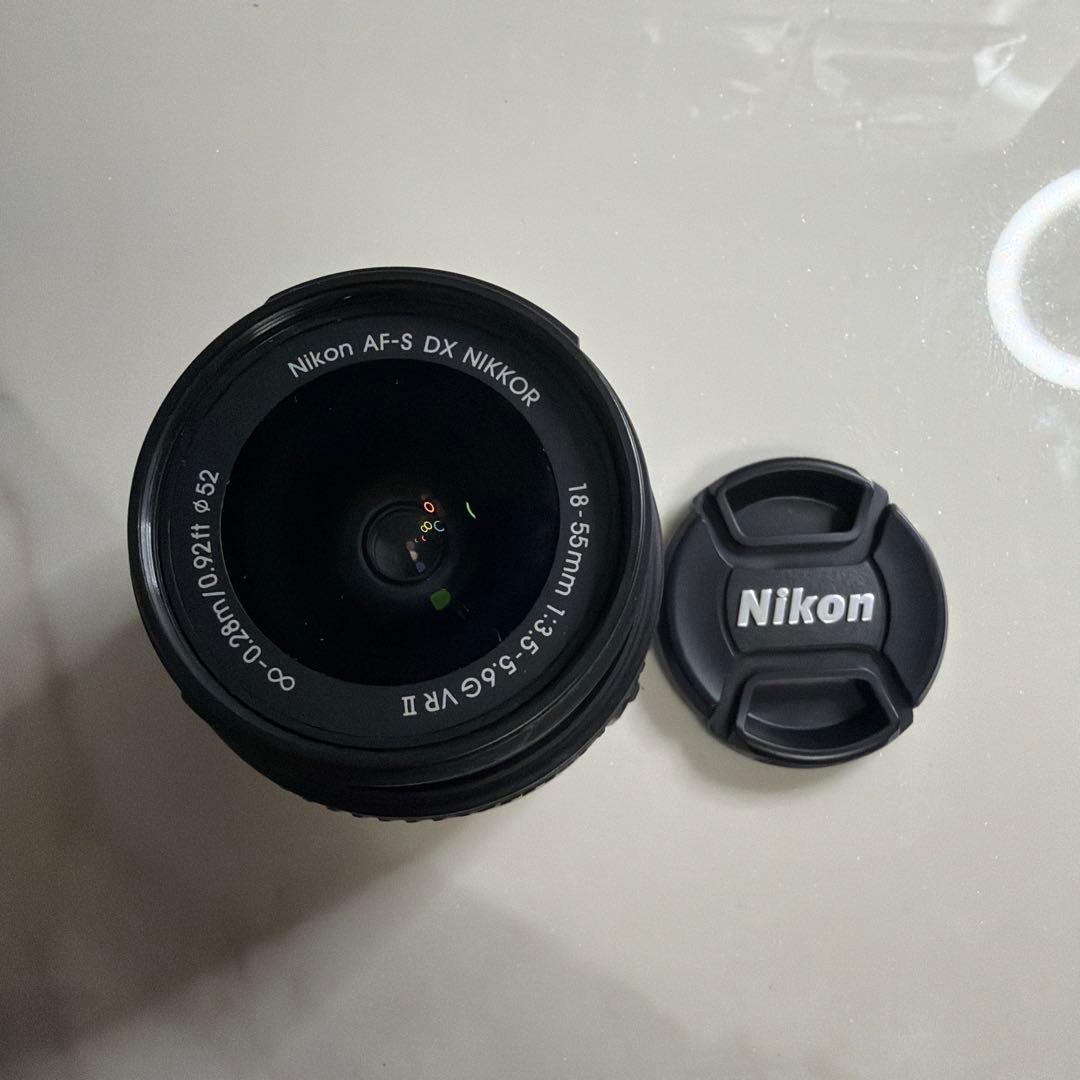 Nikon D3300レッド