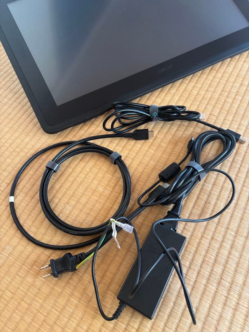 wacom cintiq 22 液晶ペンタブレット（Pro Pen 2付)